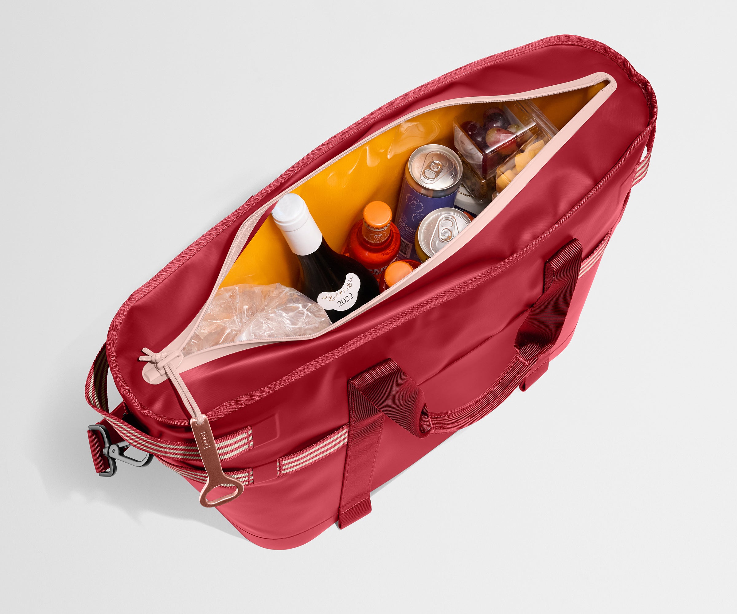 PDP_Beach_CoolerBag_Red_07.jpg